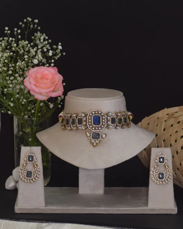 Blue_Brass_Necklace_Set_For_Women